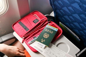 풀디자인 트래블러스 핸드 VER.4 여권과 지도, 보딩패스를 함께 수납하는 여행지갑